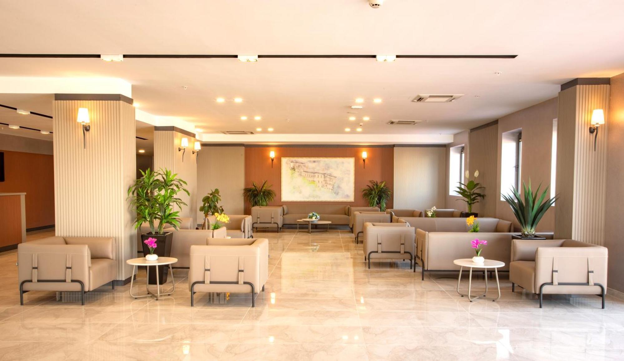 First Joy Hotel Trebizonda Exterior foto