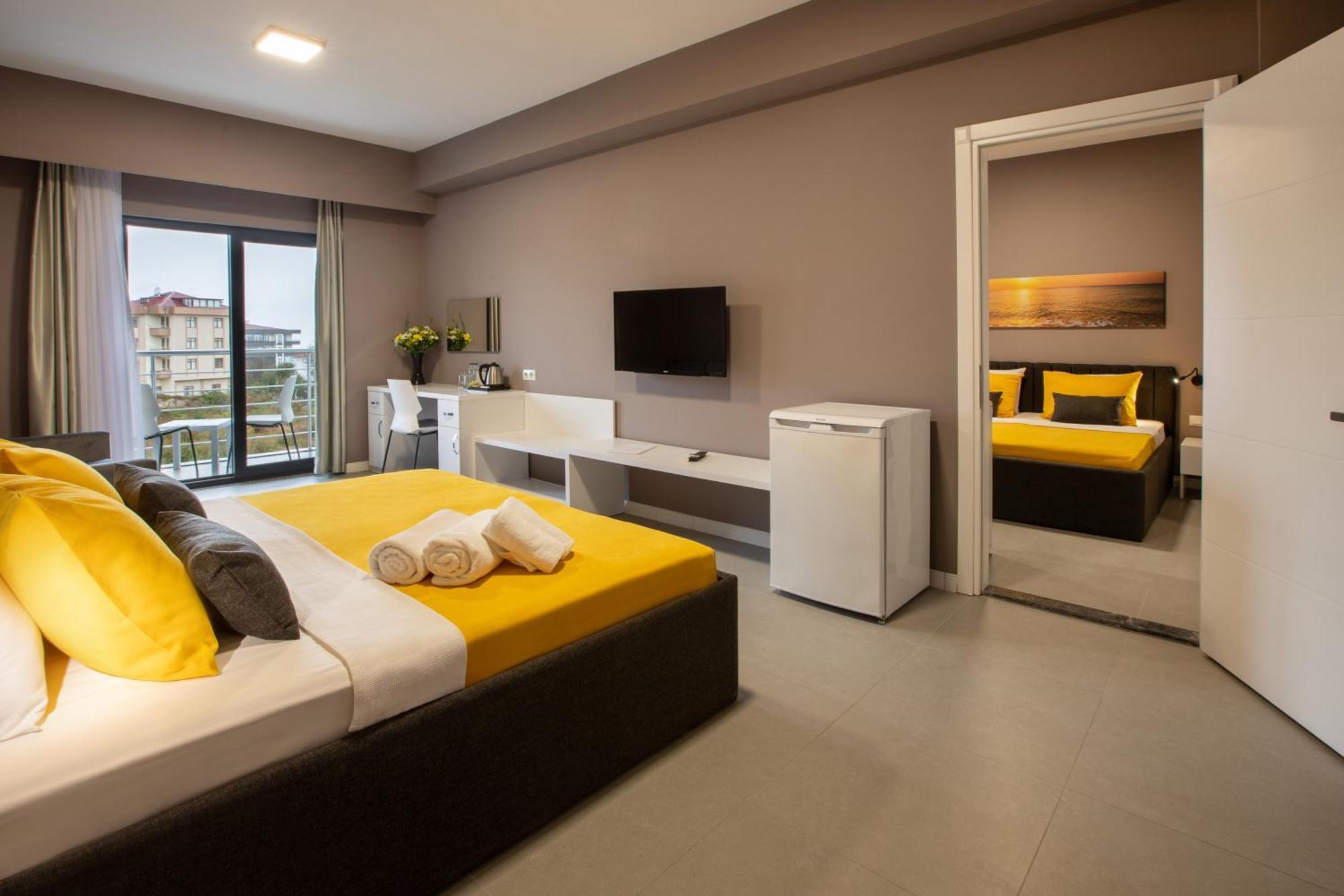 First Joy Hotel Trebizonda Exterior foto