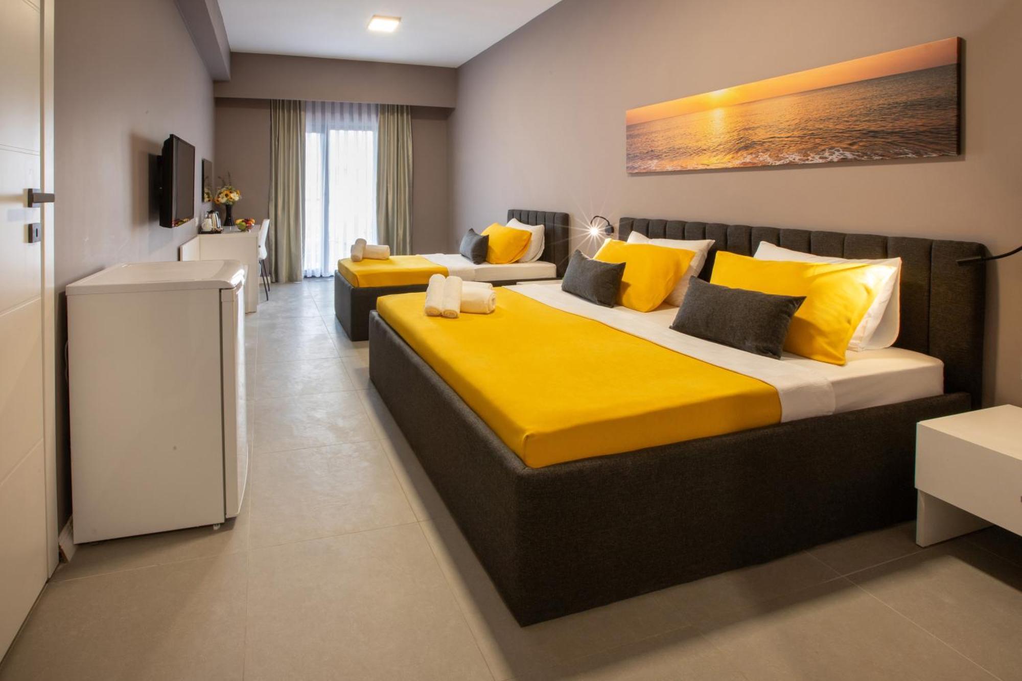 First Joy Hotel Trebizonda Exterior foto